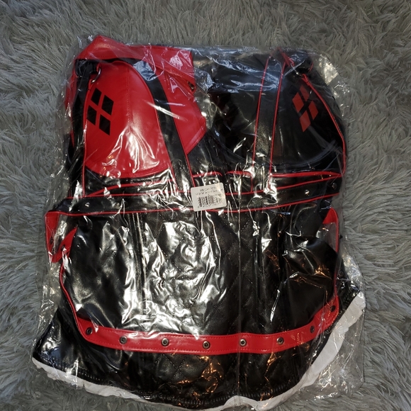 NWT Batman DC Comics Harley Quinn Costume Halloween - Picture 2 of 3